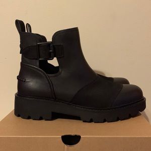 Women’s Ugg Stockton boot, size 10